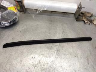 Запчасть накладка стекла передняя левая Ford S-max 2008