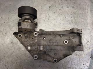 Запчасть кронштейн генератора Ford S-max 2008