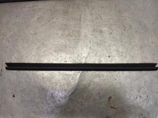 Молдинг стекла двери (бархотка) задний правый Ford Focus 2 2010 Б/У Молдинг стекла двери (бархотка) задний правый Ford Focus 2 2010