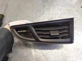 Дефлектор воздушный правый Ford Focus 3 2010 Б/У Дефлектор воздушный правый Ford Focus 3 2010