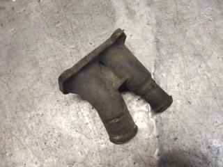 Корпус термостата Ford Focus 1 1998-2004 Б/У Корпус термостата Ford Focus 1 1998-2004