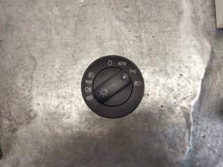 Запчасть переключатель света фар Audi A4 B7