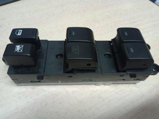 Запчасть блок управления стеклоподъемниками Nissan Navara 2004-2015