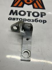 Петля двери передняя левая Ford Focus 3 2013