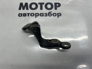 Петля двери передняя правая Ford Focus 2 2005-2012