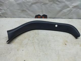 Запчасть обшивка двери багажника задняя правая Toyota Corolla 06/2006