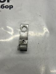 Петля двери передняя левая Ford Focus 3 2011