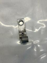 Петля двери передняя левая Ford Focus 3 08.04.2011