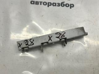 Кронштейн передний правый Ford Focus 3 08.04.2011