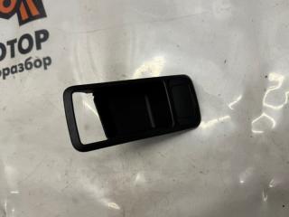 Запчасть накладка ручки двери задняя левая Ford Focus 2 2008-2011