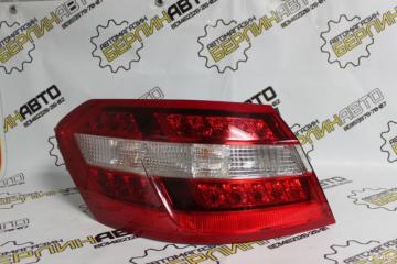 Фонарь задний левый Mercedes-Benz E-Class 2011