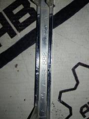 Запчасть накладки хром на решетку бампера передние Mercedes-Benz ML-Class