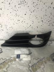 Запчасть решетка птф правая Mercedes-Benz R300