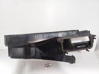 Воздухозаборник Mercedes-Benz E-Class Б/У Воздухозаборник Mercedes-Benz E-Class