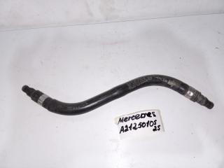 Патрубок системы охлаждения Mercedes-Benz E-Class