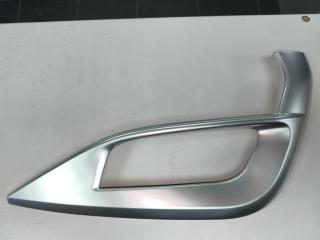Запчасть молдинг бампера передний правый Geely Atlas