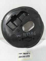 Запчасть крышка топливного насоса Volkswagen Jetta