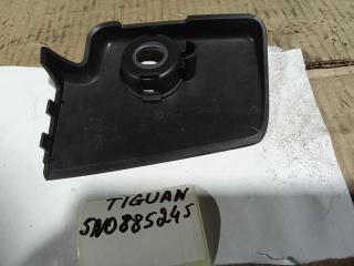 Запчасть накладка сиденья Volkswagen Tiguan 2013
