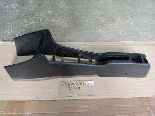 Фото запчасти консоль между сидений Chevrolet Viva 2005 Б/У запчасть Запчасть консоль между сидений Chevrolet Viva 2005