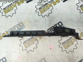 Запчасть дефлектор радиатора правый Kia Sportage