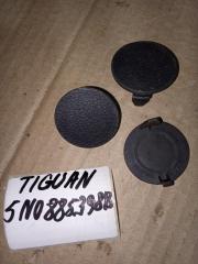 Запчасть заглушка Volkswagen Tiguan 2013