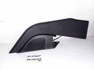 Запчасть уголок левый Ford Focus 2007