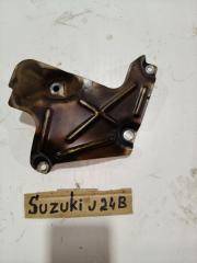 Запчасть маслоотражатель Suzuki Grand vitara