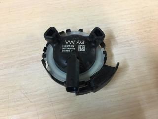 Запчасть датчик airbag Skoda Octavia 2014