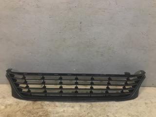 Решетка бампера передняя Renault Logan 2