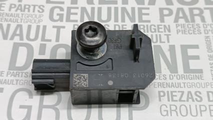 Датчик передний Chevrolet Cruze седан 1