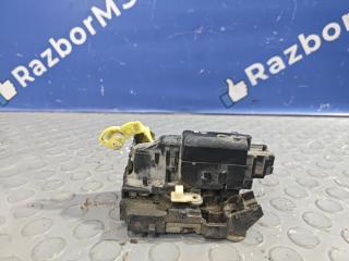 Запчасть замок двери задний правый Renault Duster 1