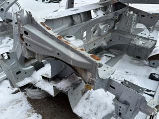 Передняя часть кузова Renault Logan 2