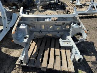 Передняя часть кузова Renault Logan 2