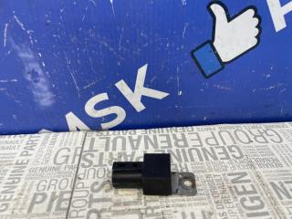 Фото запчасти конденсатор Hyundai Solaris 1 Б/У запчасть Запчасть конденсатор Hyundai Solaris 1