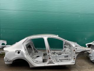 Запчасть четверть Renault Logan  2