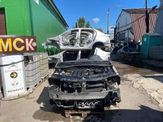 Передняя часть кузова Renault Duster  1