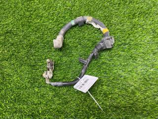 Фото запчасти клемма аккумулятора плюс Toyota Venza Б/У запчасть Запчасть клемма аккумулятора плюс Toyota Venza