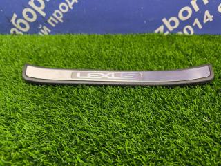 Запчасть накладка порога передняя левая Lexus