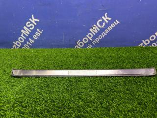 Запчасть накладка порога передняя правая LEXUS GX470