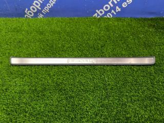 Запчасть накладка порога передняя правая LEXUS GX470