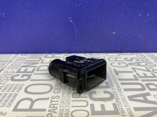 Фото запчасти датчик температуры салона Toyota Venza Б/У запчасть Запчасть датчик температуры салона Toyota Venza