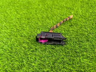 Запчасть разъем Volkswagen Jetta