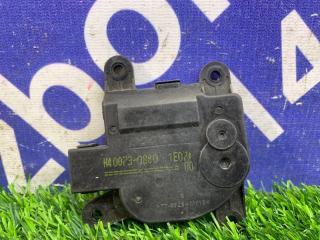 Запчасть моторчик заслонки печки Hyundai Solaris 1