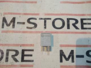 Реле Volkswagen Golf 2005