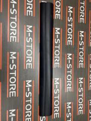 Накладка на порог салона передняя правая BMW 3-Series 1999 контрактная Накладка на порог салона передняя правая BMW 3-Series 1999