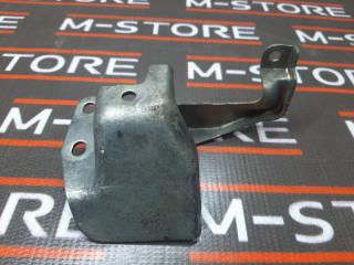 Запчасть кронштейн впускного коллектора Nissan Cube 2004