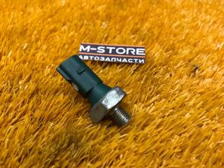 Запчасть датчик давления масла Volkswagen UP! 2013