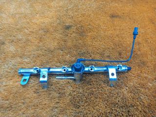 Фото запчасти топливная рампа Mini Hatch 2004 контрактная запчасть Запчасть топливная рампа Mini Hatch 2004