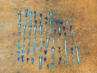 Фото запчасти болты и гайки двс Mini Hatch 2004 контрактная запчасть Запчасть болты и гайки двс Mini Hatch 2004