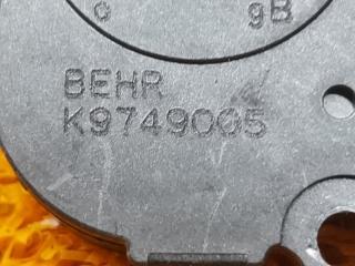 Привод заслонки отопителя 7-Series 2009 F01 N63B44A Привод заслонки отопителя 7-Series 2009 F01 N63B44A